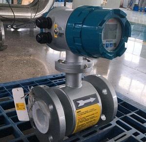 Pengukur aliran magnetik untuk air