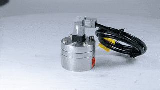 how does oval gear flow meter work