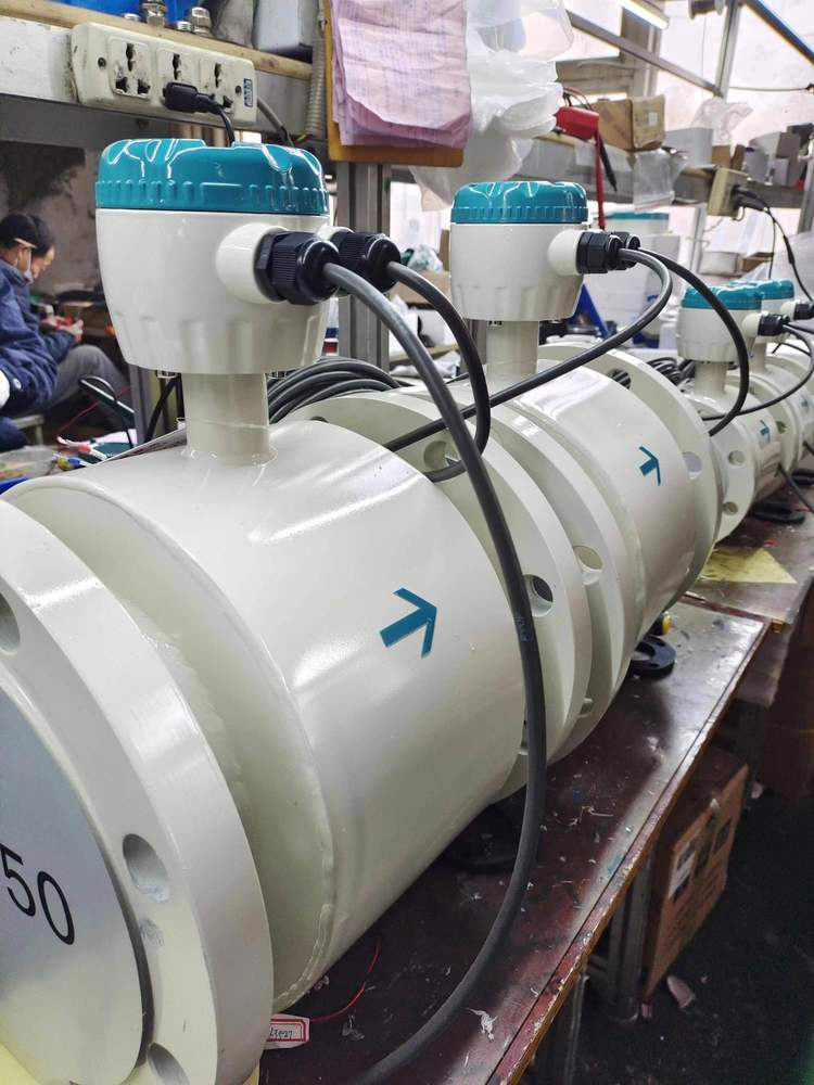 Pemilihan Tingkat Perlindungan untuk pengukur aliran air garam Selection of Protection Level for brine flow meter